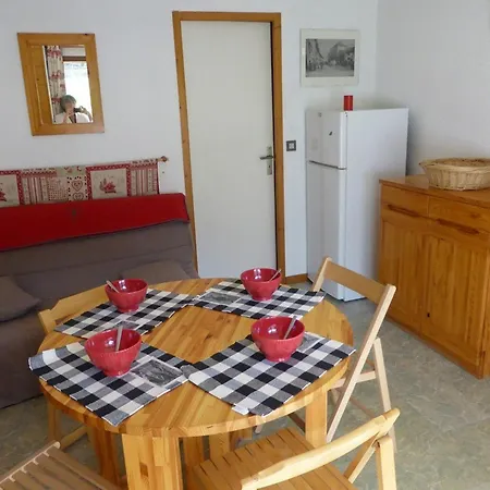 Ensoleille Au Pied Des Pistes Avec Terrasse, Ideal Pour Famille Et Randonnees - Fr-1-342-192 Areches